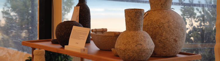 productos de artesanía gallega hechos con papel maché de la marcaZolás